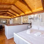 Stonewood House *