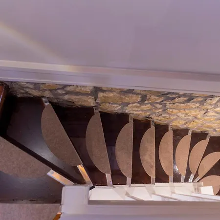 公寓 Stonewood House *