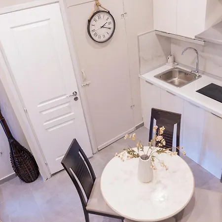 Stonewood House * 特里卡拉